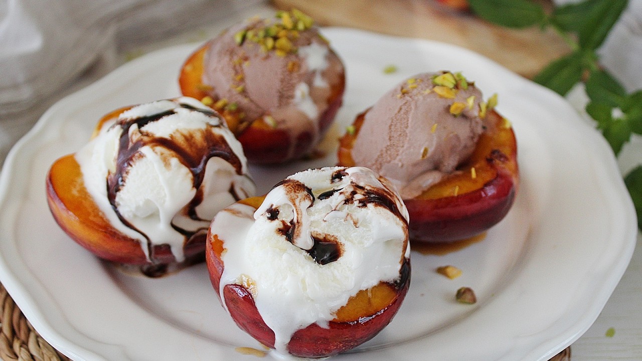PESCHE CARAMELLATE CON IL GELATO - dolce estivo facile e veloce- La cucina di...
