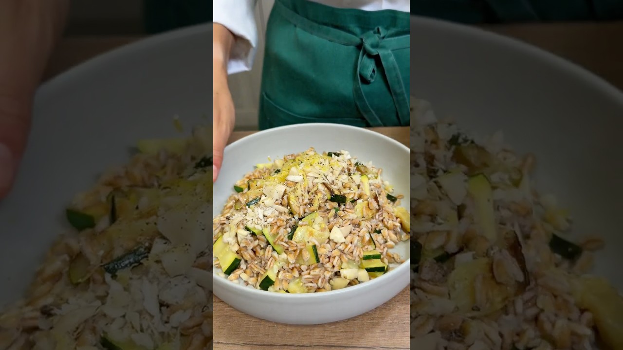 FARRO ESTIVO con ZUCCHINE GRIGLIATE, MANDORLE e LIMONE🌿🍋L'insalata che sa d'estate ☀️ #Shorts